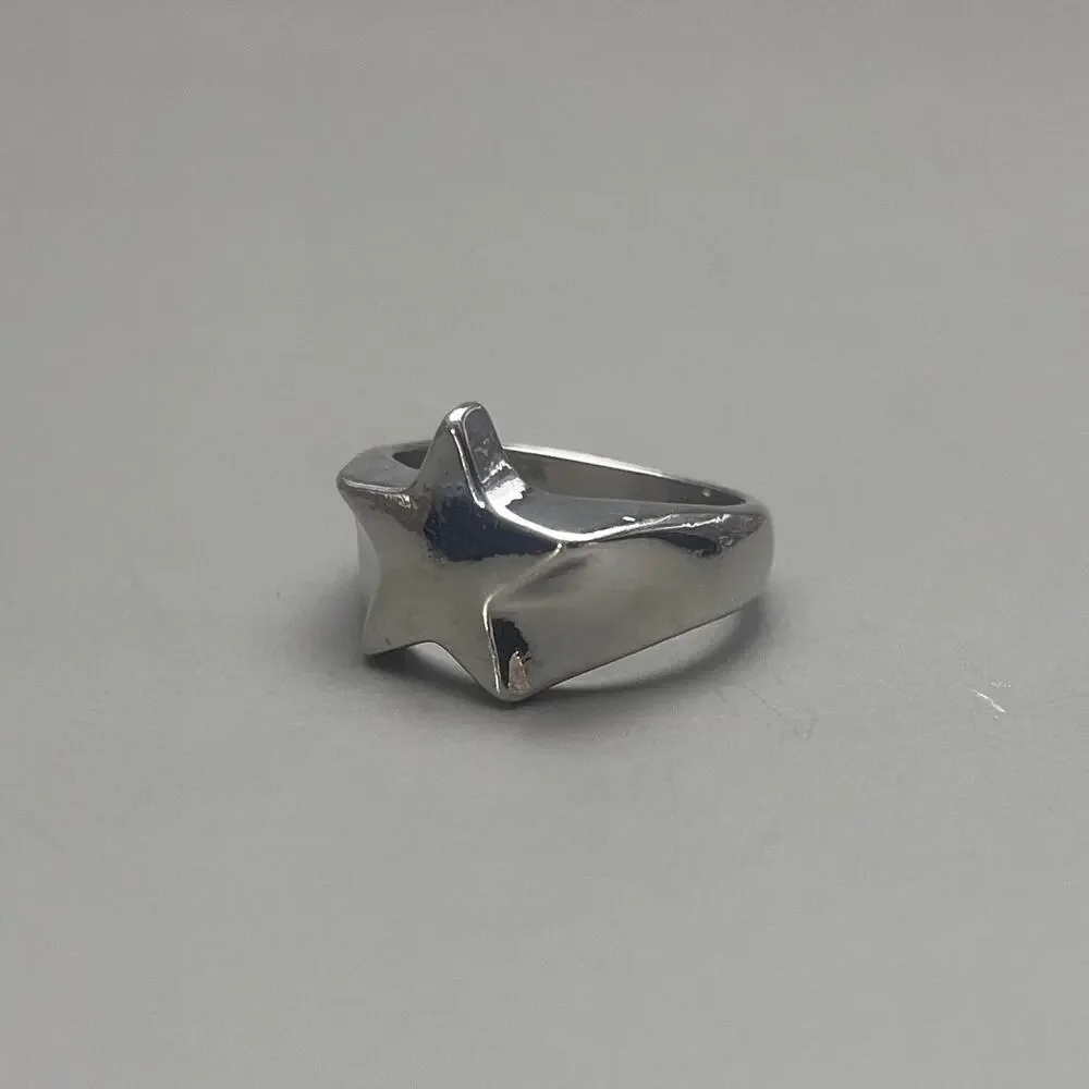 Y2K Vintage Silver Star Ring – Size 8, Unisex, Brand New - Picture 4 of 14